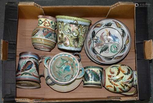 A GROUP OF DENBY PAINTED STONEWARE DESIGNED BY GLYN COLLEDGE, INCLUDING NEW GLYN WARE, PRINTED