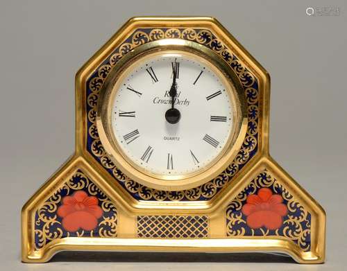 A ROYAL CROWN DERBY OLD IMARI PATTERN OCTAGONAL TIMEPIECE, 1992, 10.5CM H Good condition. Movement