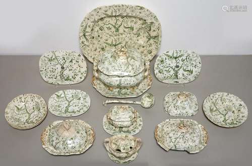 A BRAMELD GREEN PRINTED EARTHENWARE INDIA PATTERN DINNER SERVICE, 1825-42, THE SERVICE INCLUDING