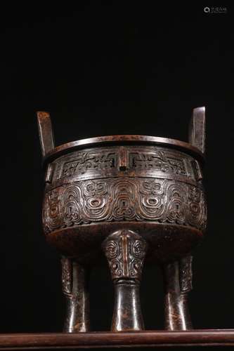 A Chinese Bronze Censer