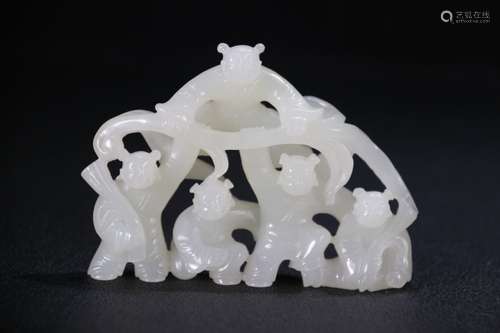 A Chinese Hetian Jade Figure Carved Ornament