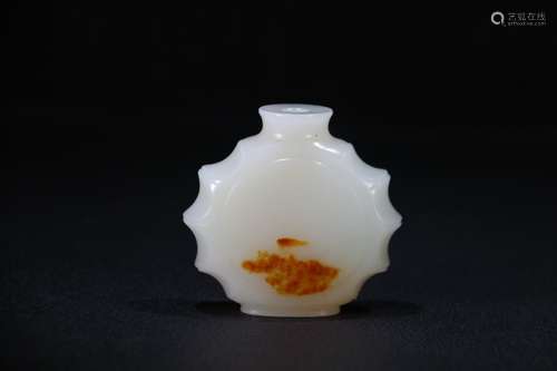 A Chinese Hetian Jade Snuff Bottle