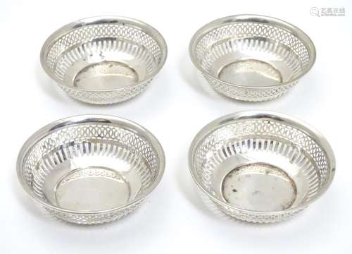 A set of four sterling silver nut dishes bearing maker?s mark for Watrous Mfg. Co. of Wallingford,