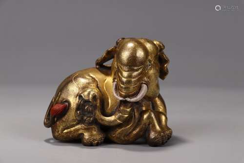 A Chinese Gilt Bronze Ornament