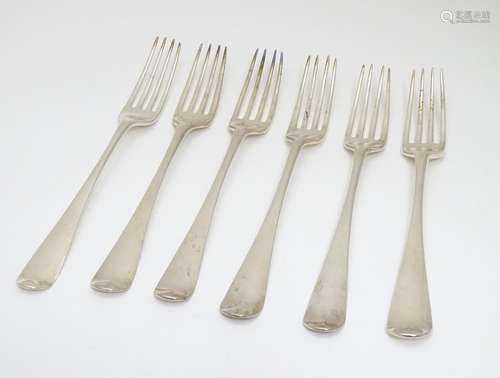 A set of 6 Geo III silver table forks. Hallmarked London 1774 maker Thomas Chawner. 8 1/4