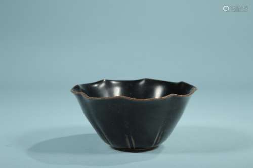 A Chinese Porcelain Jizhou Kiln Bowl