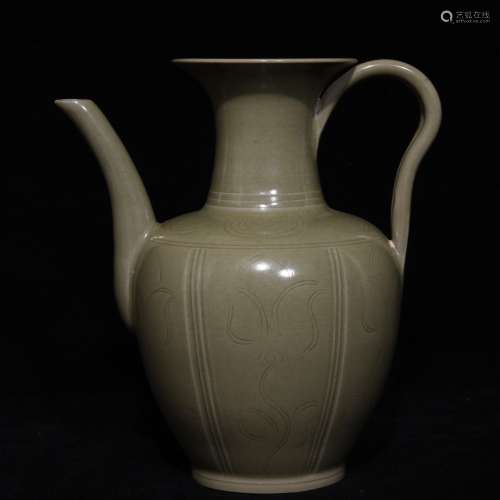 A Chinese Porcelain Yue Kiln Floral Pot