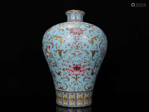 A Chinese Porcelain Enameled Gilding Lotus Meiping Vase