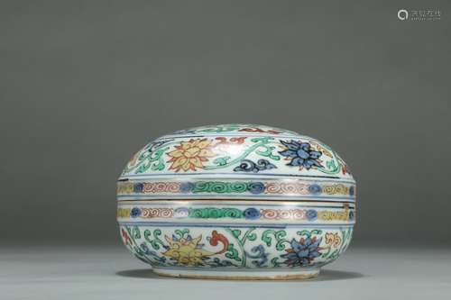 A Chinese Porcelain Wucai Floral Box With Lid