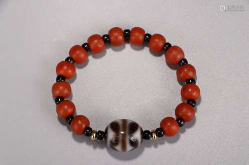 A Chinese South Red Agate Bracelet