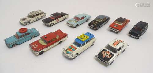 Toys: A quantity of Corgi Toys die cast scale model cars to include emergency service vehicles