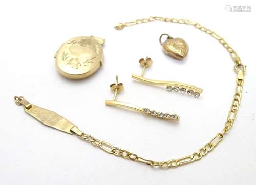 Assorted jewellery including 9ct gold earrings, bracelet etc Please Note - we do not make