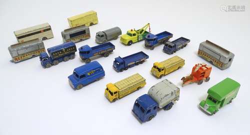 Toys: A large quantity of Lesney / Moko / Matchbox die cast scale model vehicles, comprising