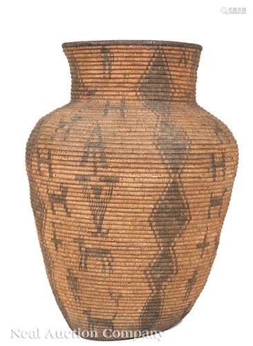 Large Apache Pictorial Storage Basket, Olla