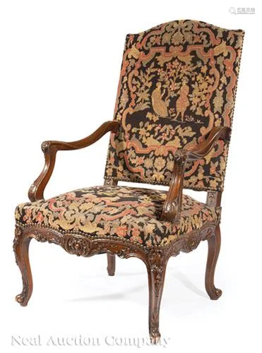 Regence-Style Carved Walnut Fauteuil a la Reine