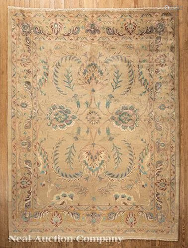 Persian Sultanbad Carpet