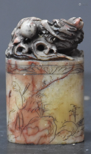 Chinese seal in hard stone decorated with a dragon and