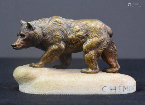 Victor Chemin (1825 - 1901). Bronze bear on a marble
