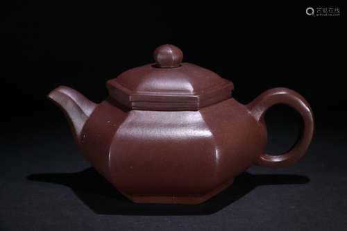 A Chinese Zisha Teapot