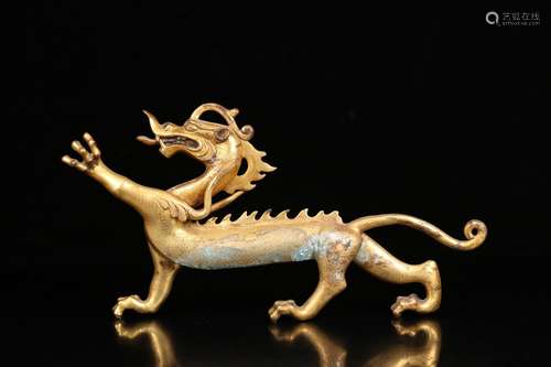 A Chinese Gilt Bronze Dragon Carved Ornament