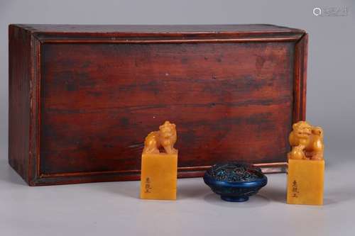 Set Of Tianhuang Stone Seals With Box