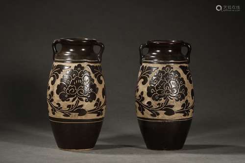 Pair Of Chinese Porcelain Vases