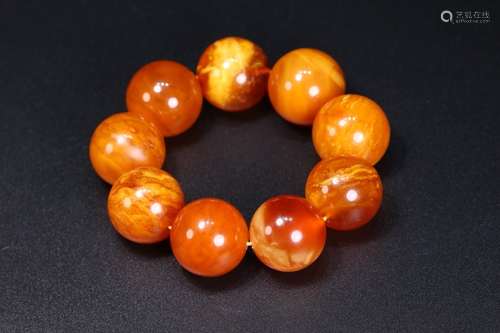 A Chinese Amber Bracelet