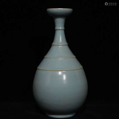 A Chinese Procelain Ru Yao Yuhuchun Vase