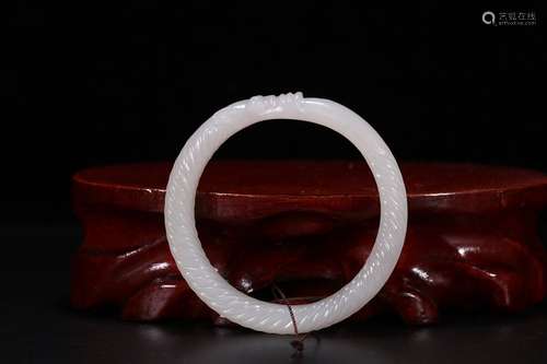 A Chinese Hetian Jade Bangle With Pattern