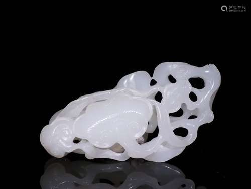 A Chinese Hetian Jade Ganoderma Carved Ornament