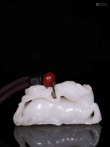 A Chinese Hetian Jade Beast Carved Pendant