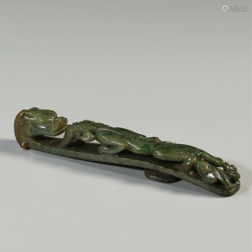 QING DYNASTY,EMERALD GARMENT HOOK