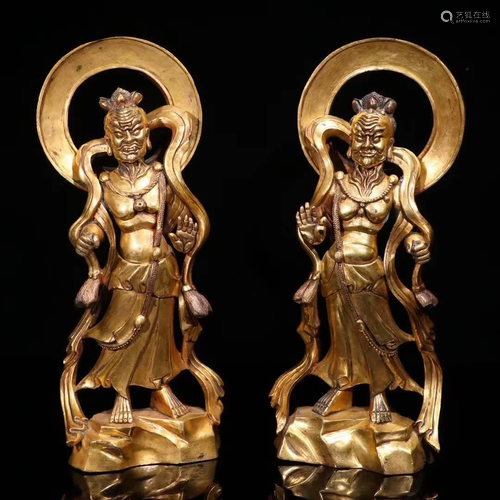 ANCIENT CHINESE,A PAIR OF GILT-BRONZE WARRIORS