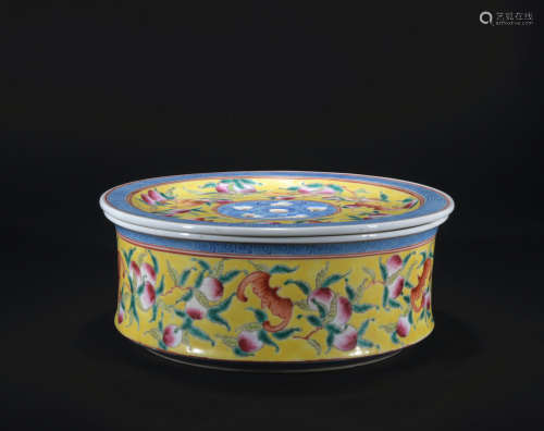 Qing dynasty pastel pot