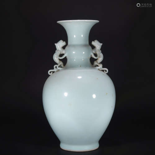 Qing dynasty sky blue glaze vase