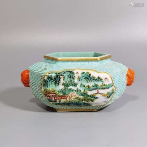 Chinese Qianlong Period Famille Rose Porcelain Vessel