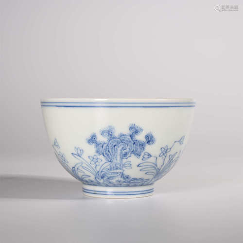 Kangxi of Qing Dynasty            Blue and white cup