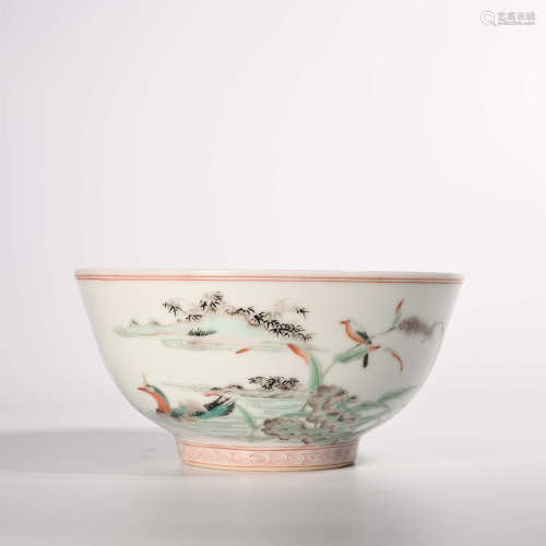 Kangxi of Qing Dynasty            Famille rose bowl