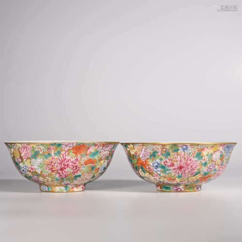 Qianlong of Qing Dynasty            A pair of enamel bowls