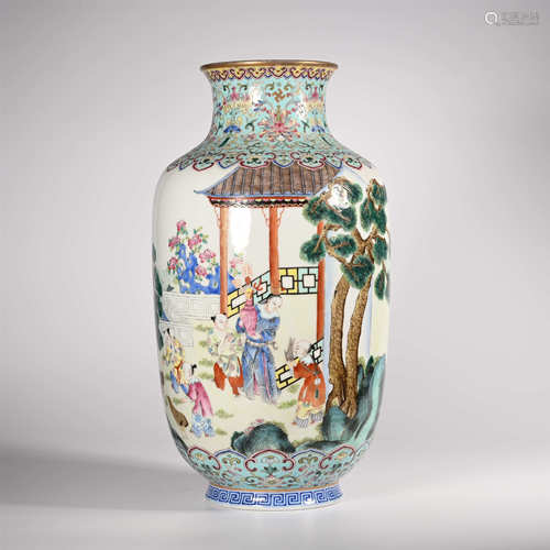 Qing Daoguang            Famille rose lantern bottle