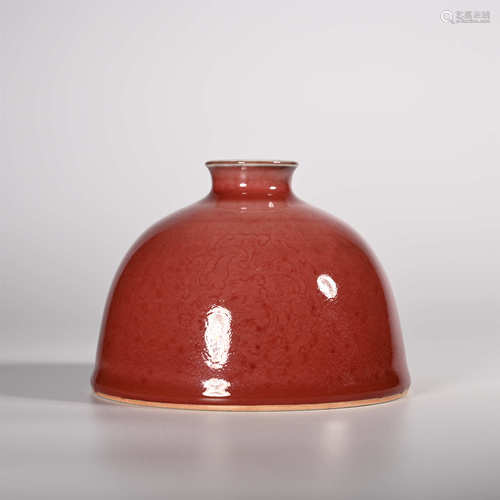 Kangxi of Qing Dynasty            Red glaze pot