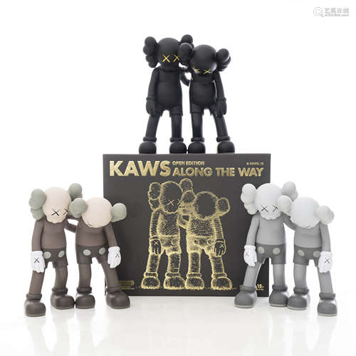 KAWS ALONG THE WAY（三件一组）