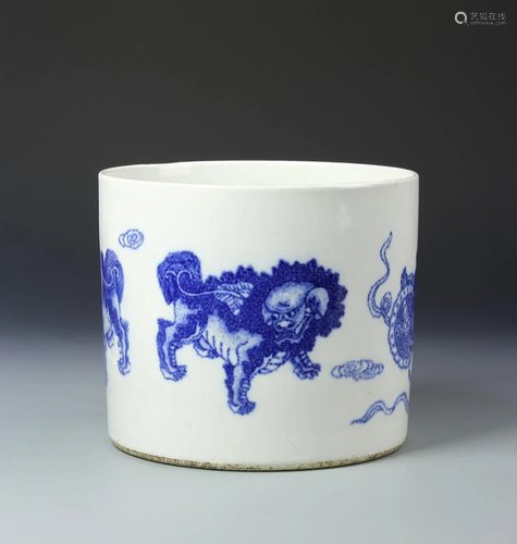 Chinese Blue and White Brush Pot