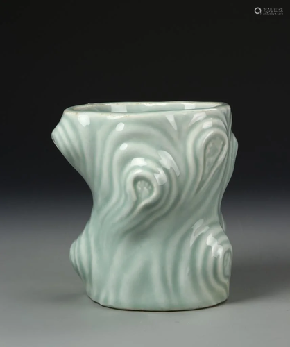 Chinese Celadon Glazed Brush Pot