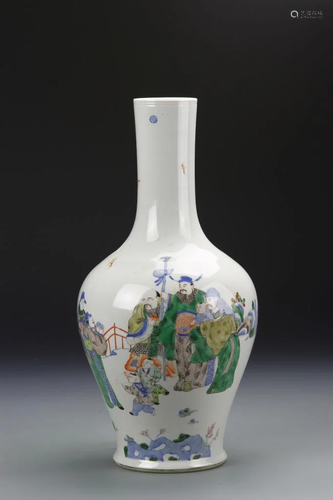 Chinese Wucai Vase