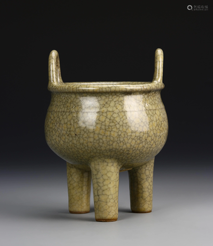 Chinese Geyao Tripod Censer