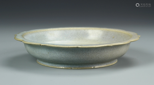 K'uan-type Foliate Rim Dish