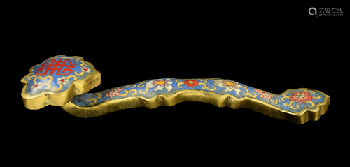 [Chinese] A Cloisonne Ruyi with Longe…