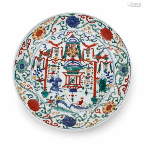 A Chinese Wucai Porcelain Plate