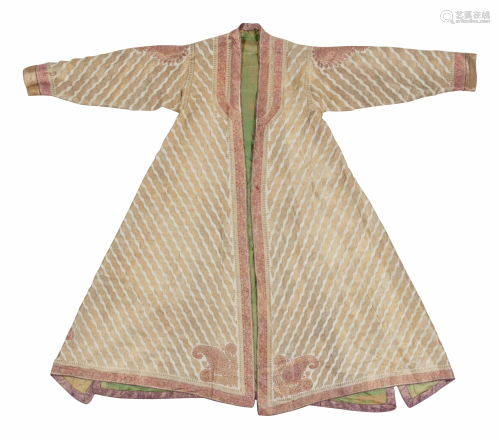 A Chinese Export Woven Silk Morning Robe